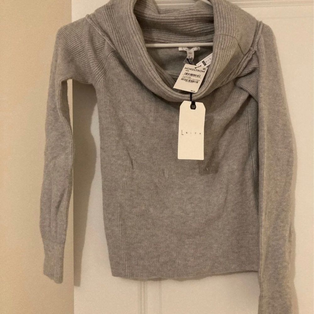 Sweater - Picture 2 of 3